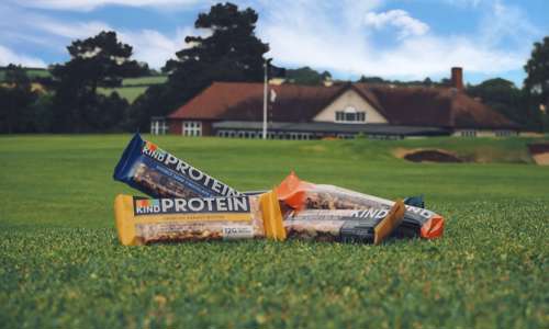 Golfers going nuts for KIND snacks this season