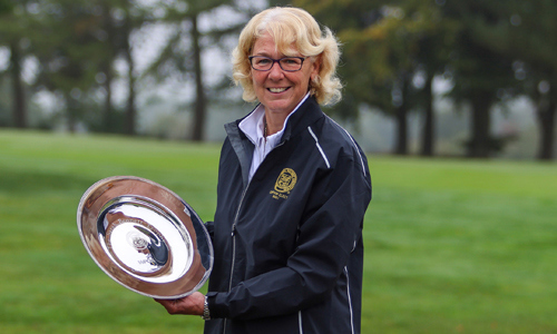 Captain-elect Sarah adds sparkle to WPGA Series with silver trophy donation