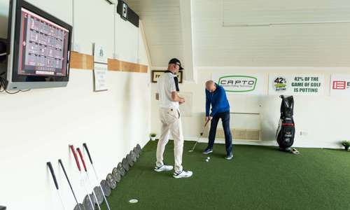 PGA pro Staunton launches state-of-the-art indoor putting studio at Deer Park Golf